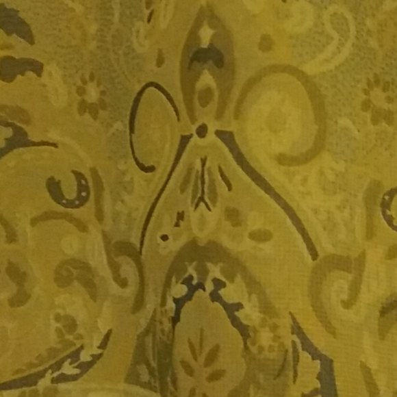 Top - Picture 3 of 4